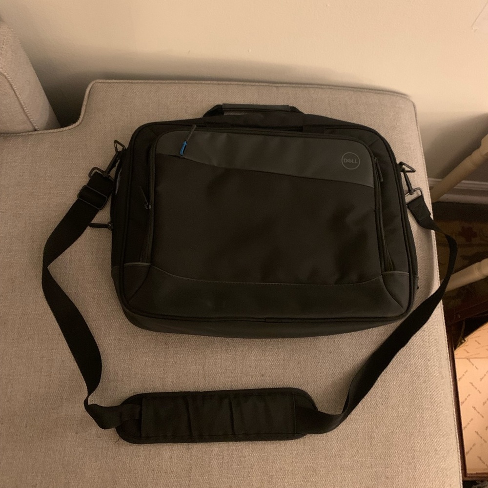Laptop messenger bag